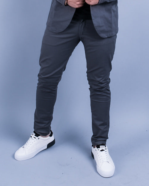 Gris Oscuro